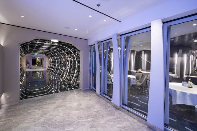 MSC Cruises MSC Seashore Boulevard Du Cabaret 0.jpg